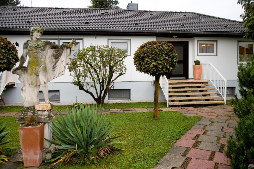 Zimmer Weiss Altenstädt Buitenkant foto